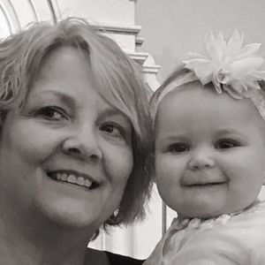 Meet your Posher, Lauri